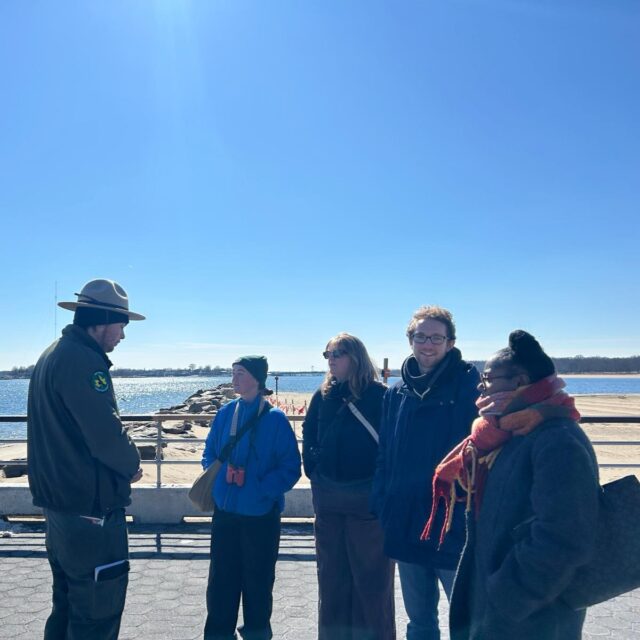 🦭 PIPSA x NYC Parks: Exploring urban ecology beyond the classroom. Pratt planning students joined Urban Park Rangers at Orchard Beach to observe seal migration through Long Island Sound—connecting planning practice with natural systems that shape our coastal communities. #PrattPlanning #PIPSA #UrbanEcology