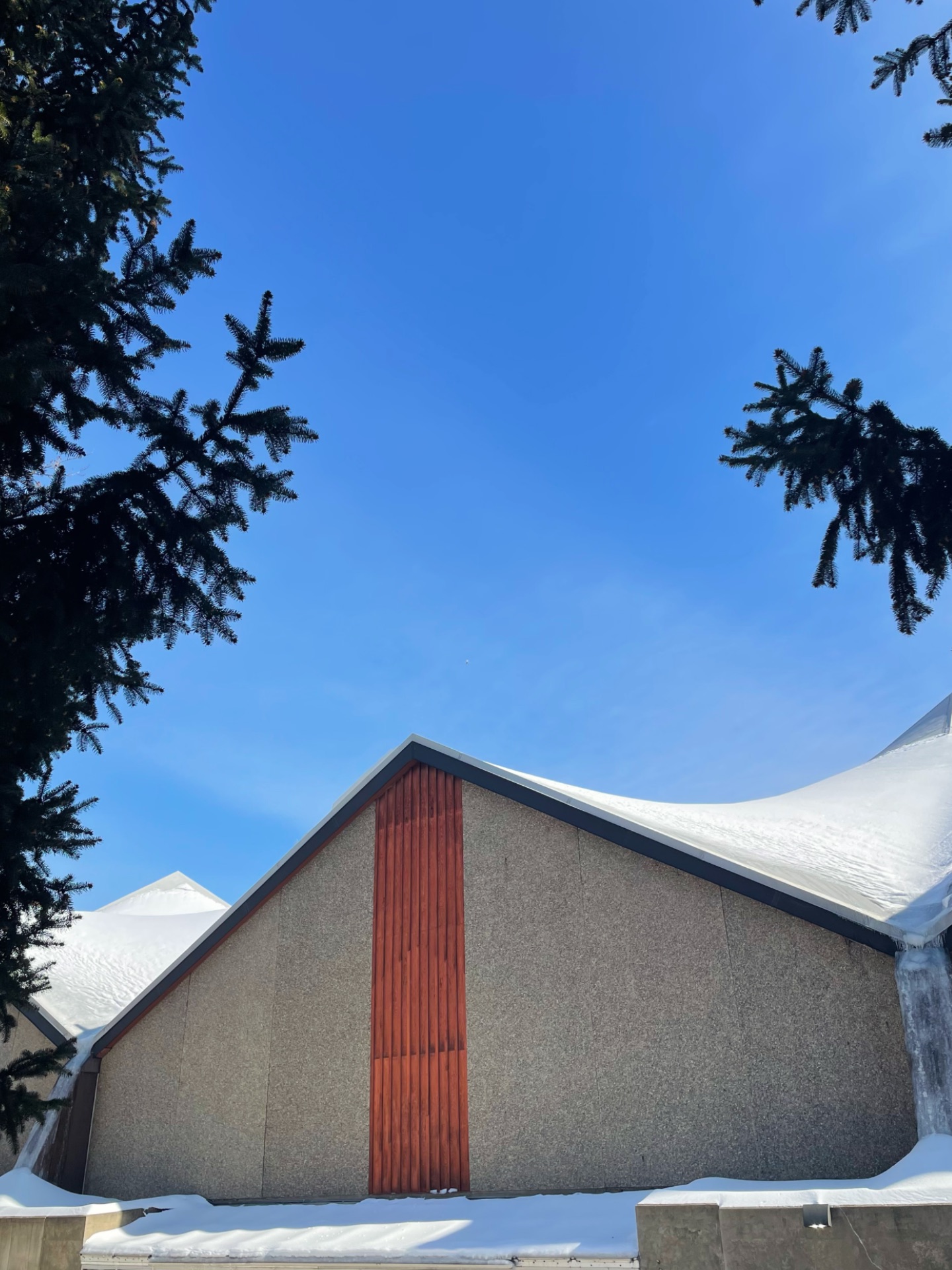 WELCOME BACK to a snow-covered ARC ✨ We hope everyone has an enjoyable and successful spring semester! ☺️📸

@prattinstitute @soartpratt