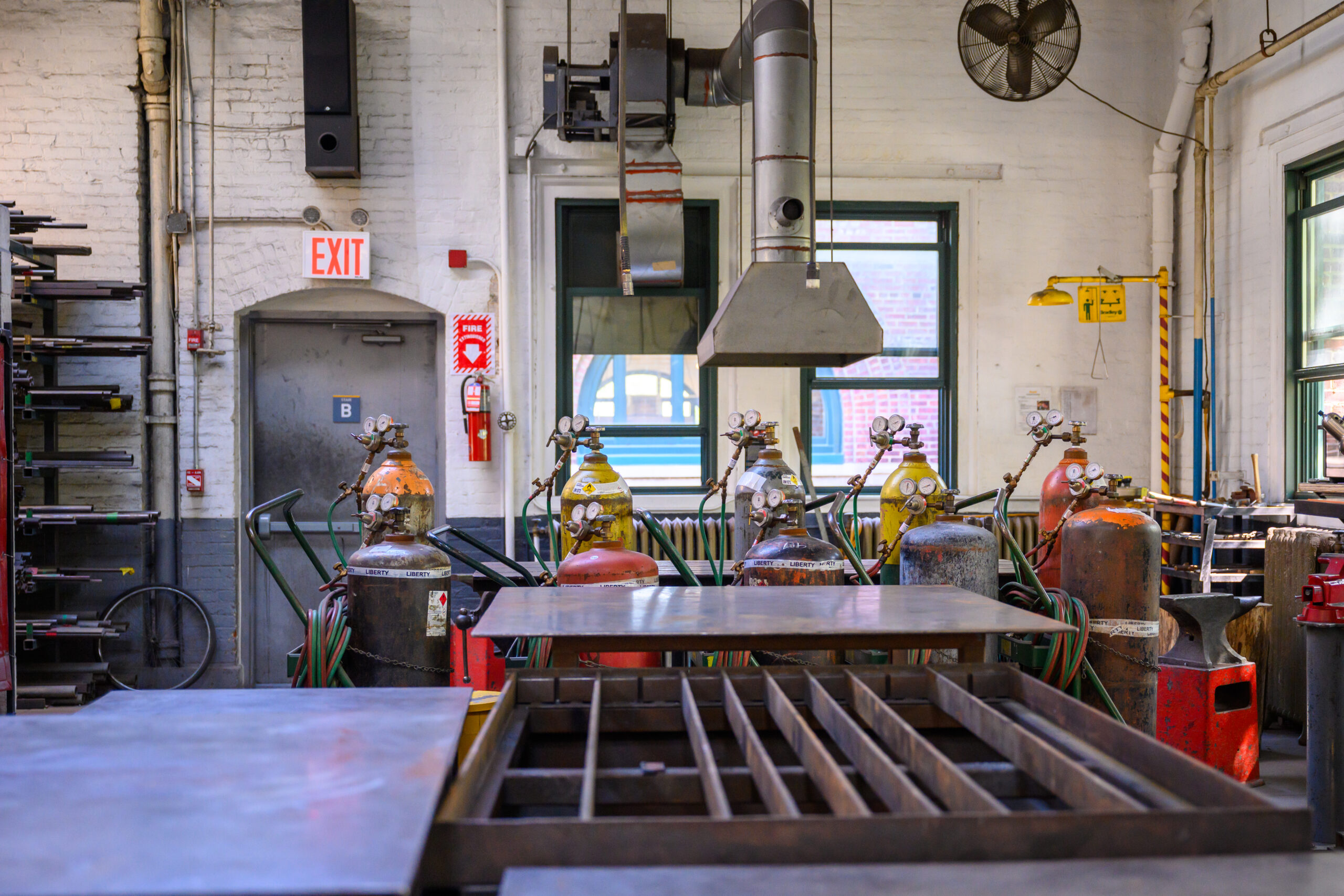 Fine Arts metal shop: an open, large room with equipment throughout