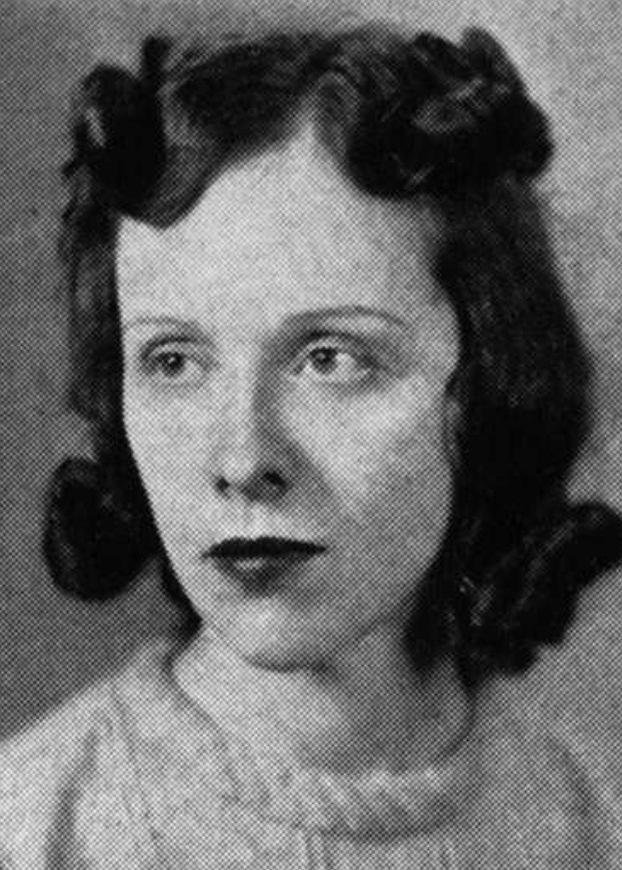 A black and white headshot of Rowena Reed Kostellow, a white woman around the age of 30 wearing a sweater