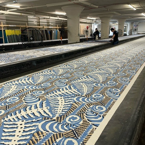 Students from the course Fabric SilkScreen of the Textile Minor visited @efsdesigns at the Brooklyn Army Terminal

They got an inside look at how handprinted yardage is still being produced in NYC, using traditional screen printing methods and serious craftsmanship.

Huge thanks to the EFS Designs team for welcoming us and showing how slow fashion and artisanal techniques remain alive and thriving in the city.