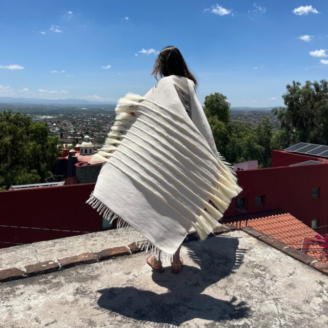 A few weeks ago, we had the pleasure of hosting an online session with multidisciplinary artist @citlalli.parra, joining us from San Miguel de Allende, Mexico, as part of the course Artisans, Textiles, and Designers, a course that is partially taught in Oaxaca, Mexico, by professor @jamesmendolia.nyc 

Citlalli’s practice is grounded in traditional ecological knowledge, weaving together contemporary aesthetics, nature-inspired materials, and ancestral techniques. Her work challenges dominant fashion practices by opening conversations about social justice, labor, and globalization, and by honoring the depth of pre-Hispanic knowledge.

She shared her deep interest in natural dyeing and weaving with maguey, pita, and jute, materials deeply rooted in Mexico’s long-standing traditions, especially agave, an emblematic fiber of the country. Working with agave or maguey fiber has led her to develop a profound appreciation for its many uses, its mystical associations, and its cultural and pre-Hispanic significance.

Citlalli has also extended her knowledge of natural and pre-Hispanic pigments with the guidance of chemist and pigment specialist Sara Pineda, through a specialty in her group Malinalcalli, further deepening her commitment to artistic innovation and to preserving Mexico’s cultural heritage. Their work includes pigments extracted from Zacatlaxcalli (Cuscuta tinctoria), maíz morado, and grana cochinilla.

An essential part of her practice is collaborating with artisans. As Citlalli shared, this collaboration has strengthened her purpose: to honor the remarkable skill and ancestral knowledge of master artisans—and of her own ancestors—with deep respect and humility, valuing process, time, and making. 

💫We are grateful for her generosity, her knowledge, and the powerful connection she brings between land, craft, and contemporary artistic practice.