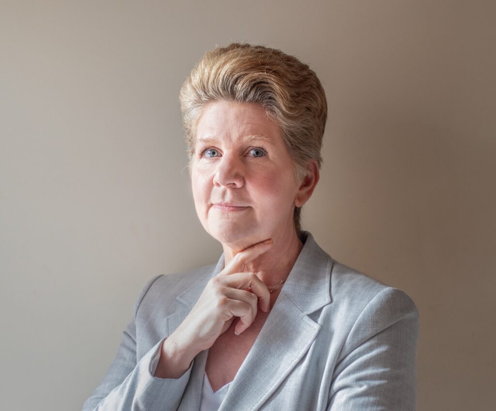 Headshot of Caroline De Cock