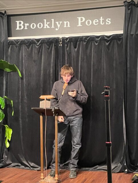 Last Thursday, Visiting Professor Christopher Rey Pérez’s Community as Classroom students visited Brooklyn Poets to learn about the organization’s mission to honor Brooklyn’s literary heritage and provide programming for all audiences. bella blue, Assistant Manager of @brooklynpoets, gave a tour of the space, shared their experiences of operating a small-team non-profit, and facilitated a reading. Taking the stage, everyone in Community as Classroom read short works from zines they had made to reflect on a key theme or idea from prior class field trips throughout the month of October.