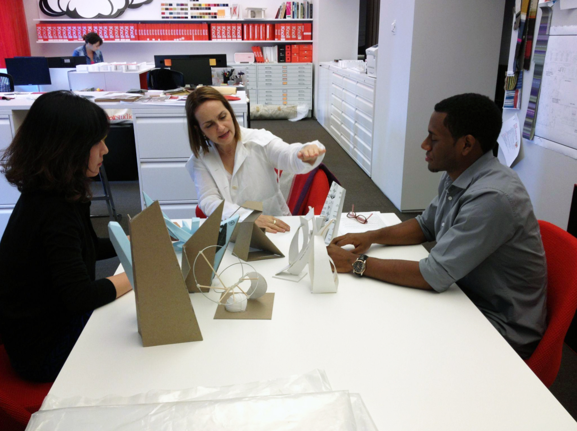 Karen Stone at Knoll working with students on the 2013 Pratt Legends award design