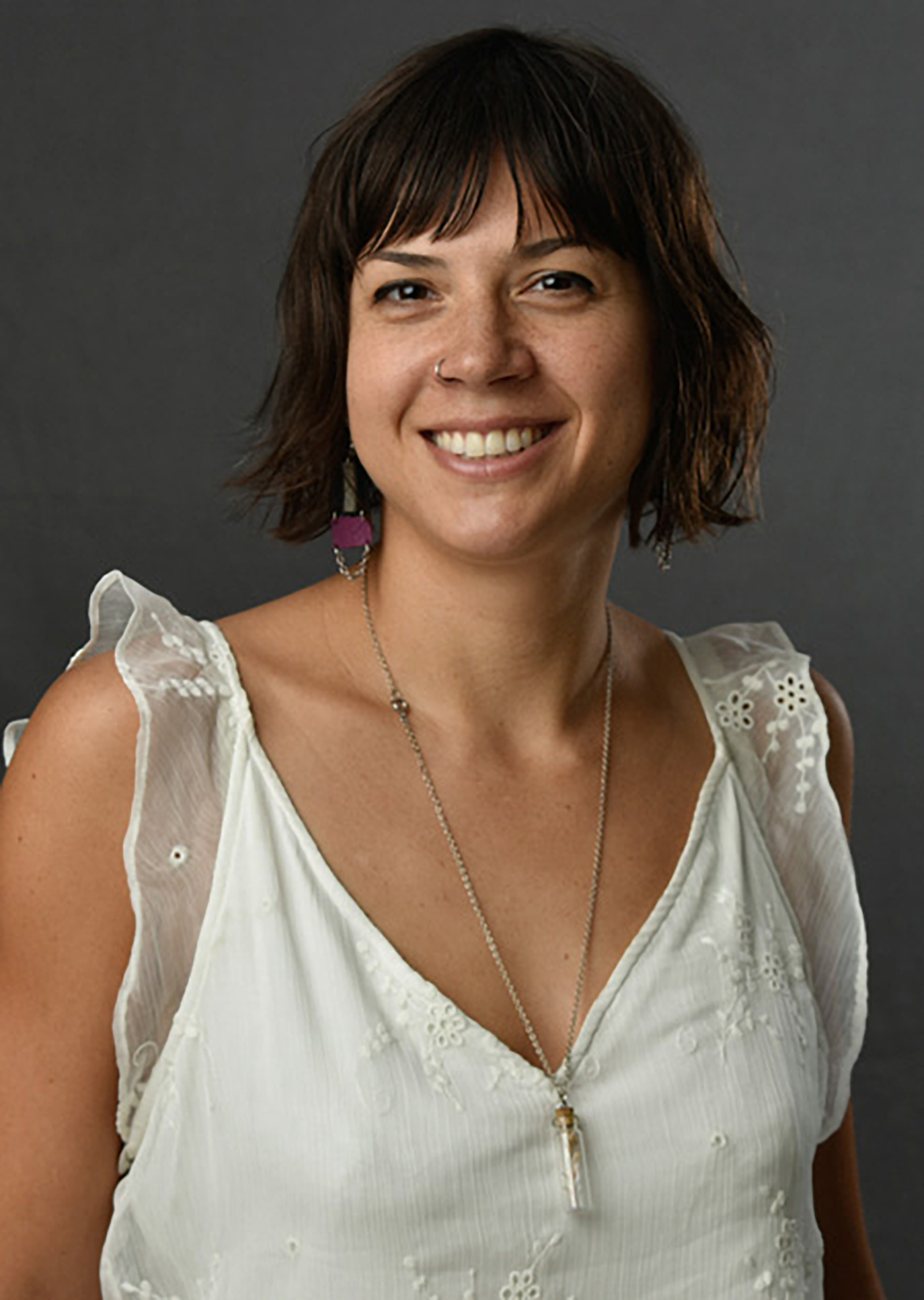 headshot of Nora Almeida