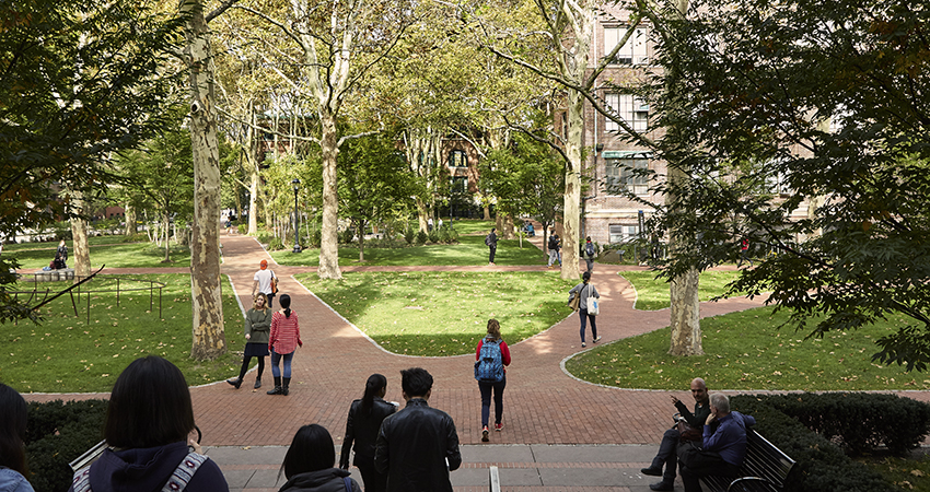 Students walking in Pratt's expansive quad.