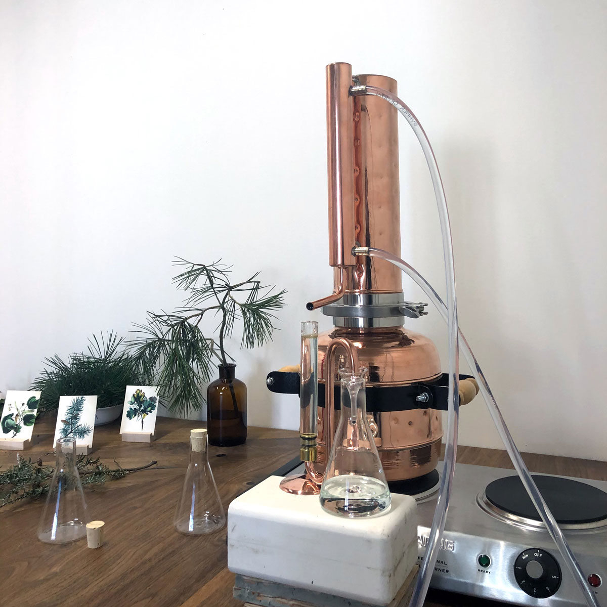 Instruments used to distill sent of plants