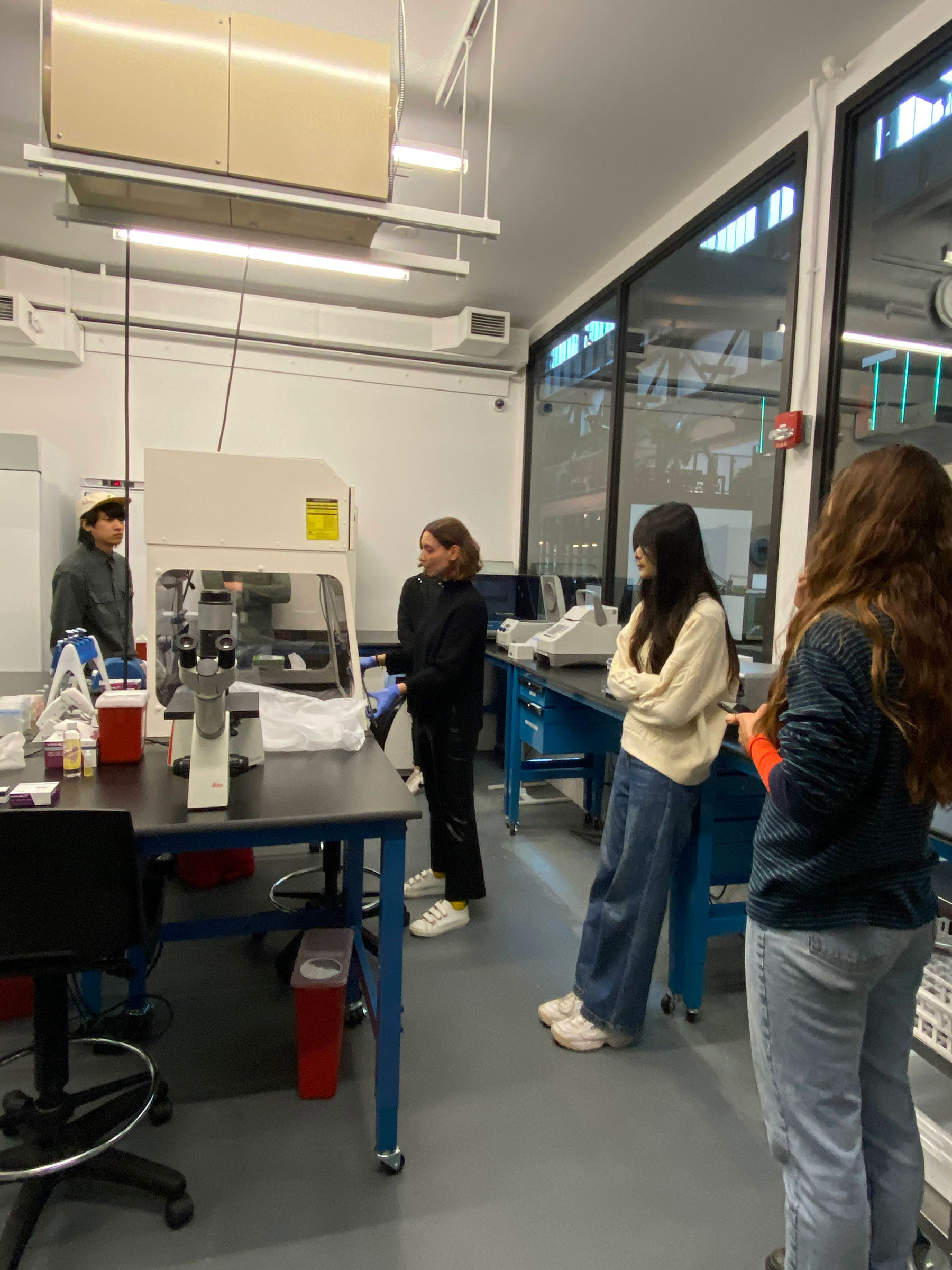 Pratt>FORWARD artists at Newlab with Bio Lab Director (center) Sara Nejad