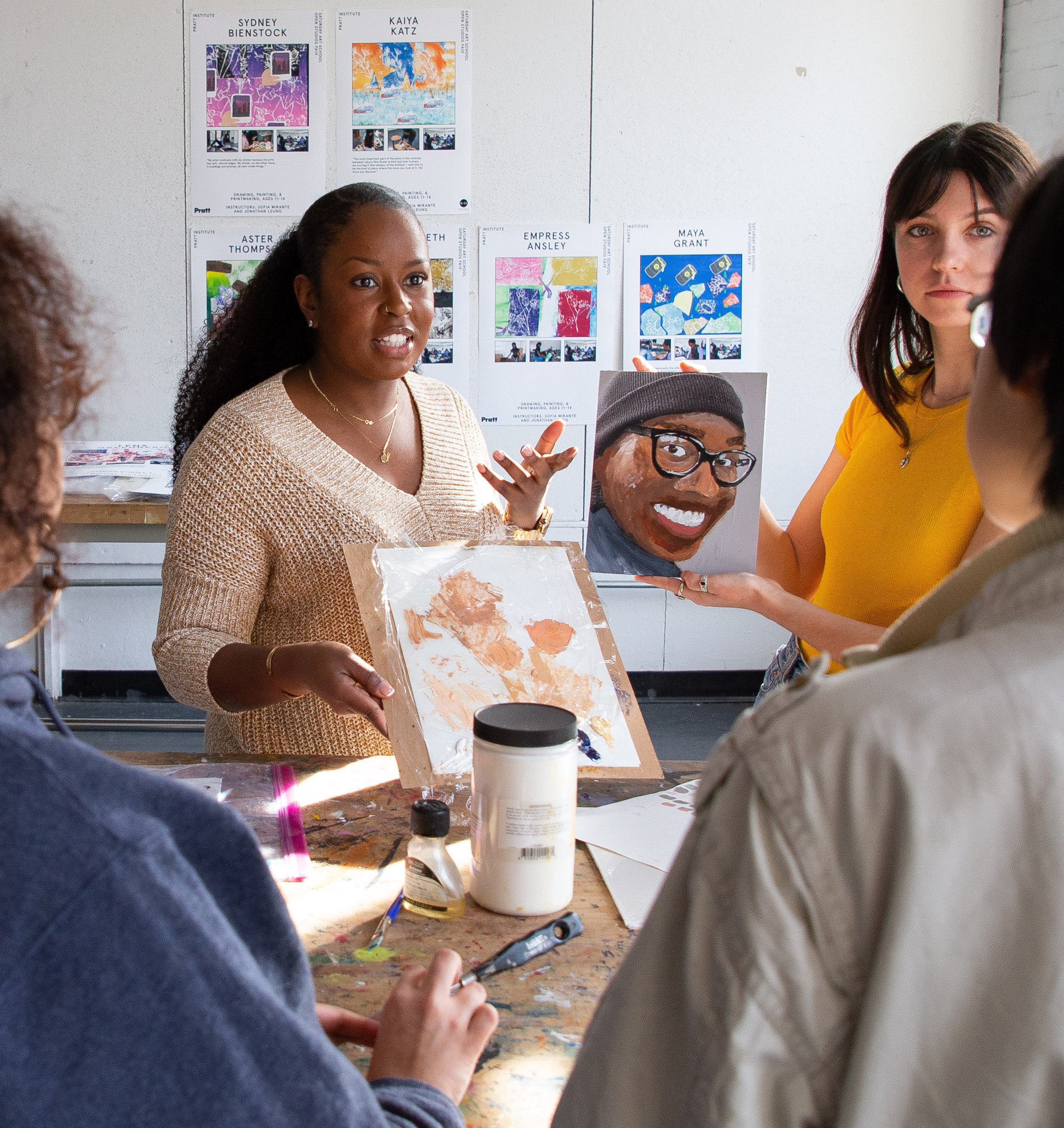 DeAndra Craigman, MA in Art and Design Education 2020 and Alyssa Klemmtz, BFA_MA in Art and Design Education 2021 teaching in Saturday Art School