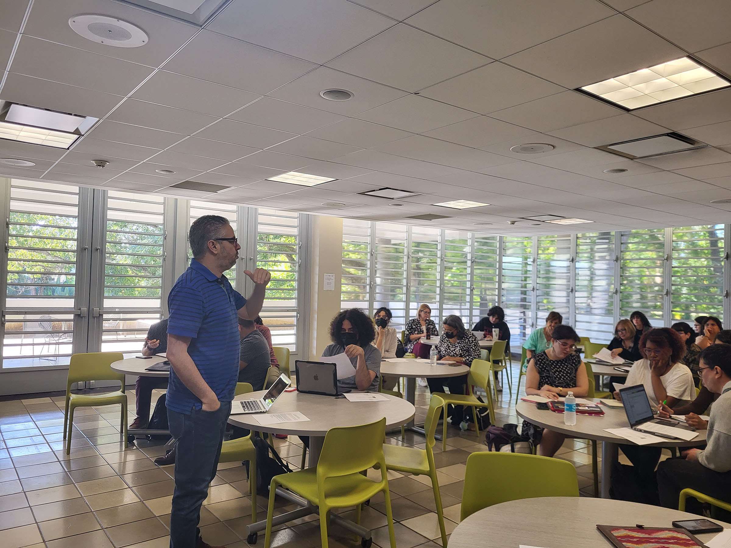 Professor Joel Blanco leading the DPOE-N workshop. (Photo: Natalie Baur)