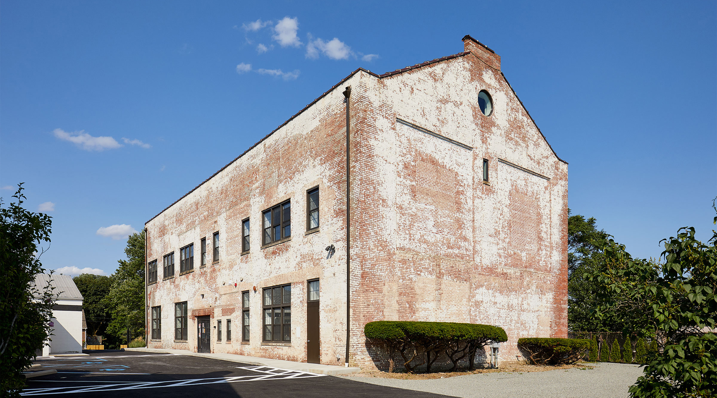 Exterior of KinoSaito Art Center, housed in a former school in Westchester County, New York (photo by Jody Kivort)
