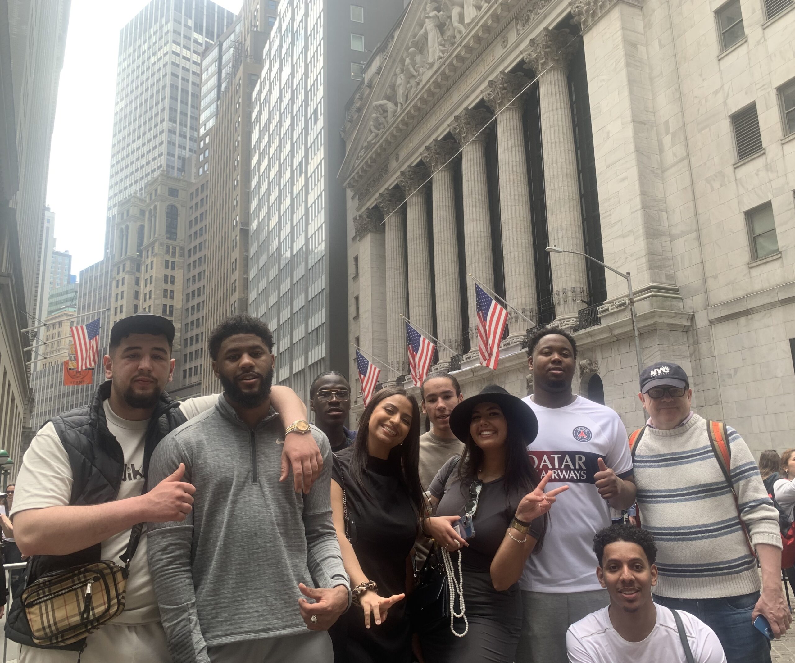EBM Business School students touring Manhattan