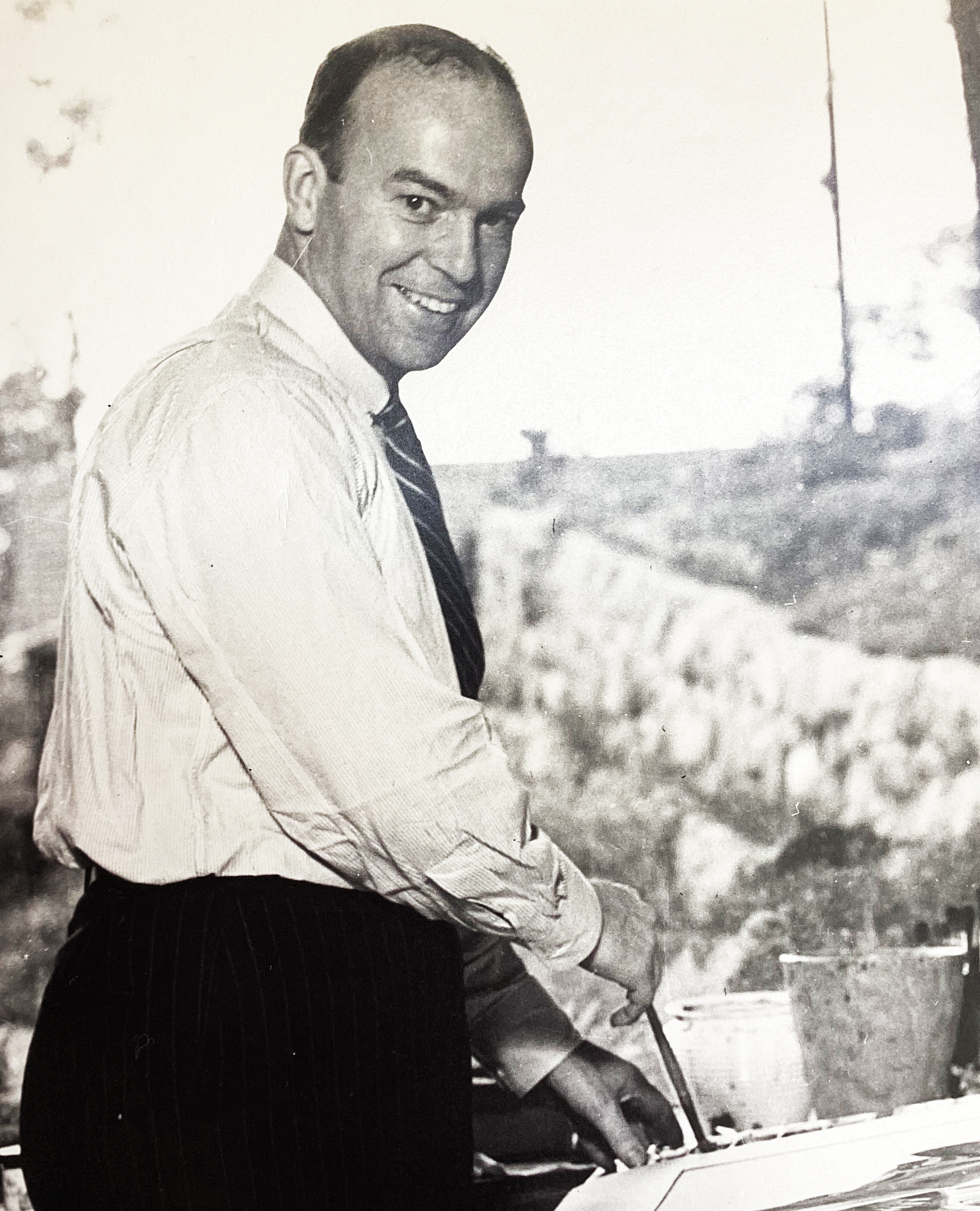 Portrait of alumnus John Gould at work in studio