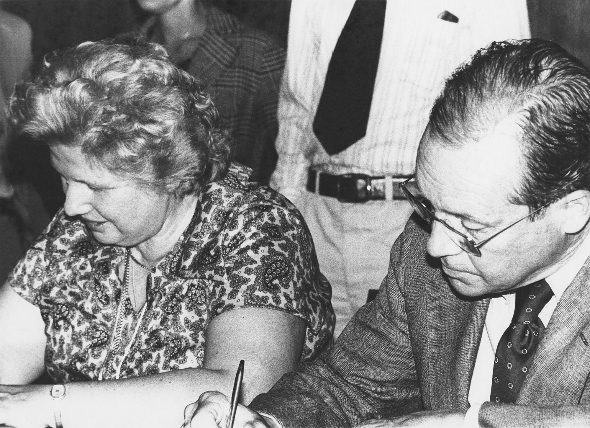 Estelle M. Horowitz signing the UCFT contract with Richardson Pratt, president of Pratt Institute, in 1978