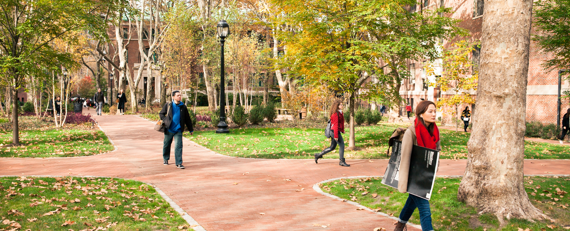 Students on Pratt campus