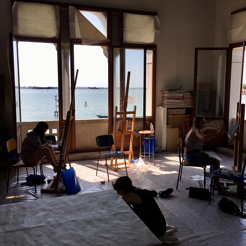 Students in the painting studio at the Università Internazionale dell’Arte